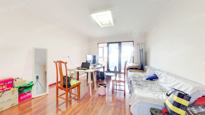 保利罗兰香谷二手房实景图