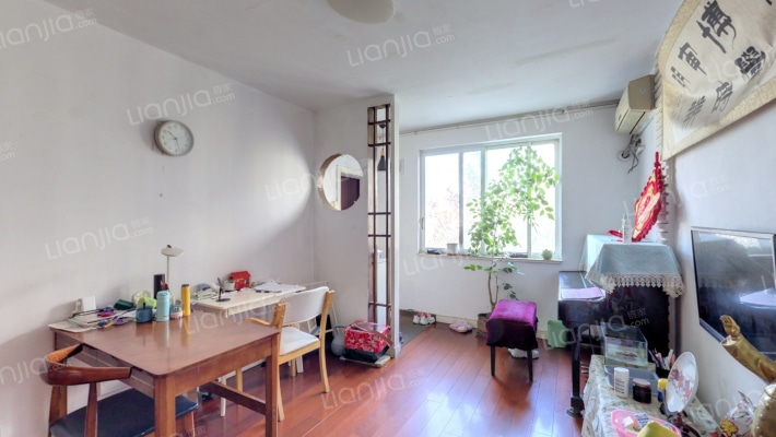 冠生园路204-212号小区二手房实景图