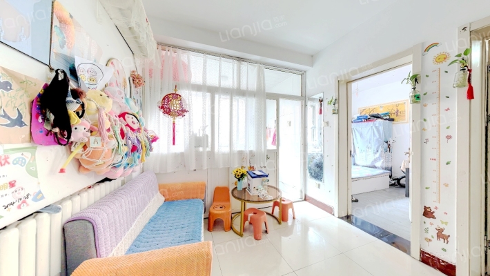 临港花园二手房实景图