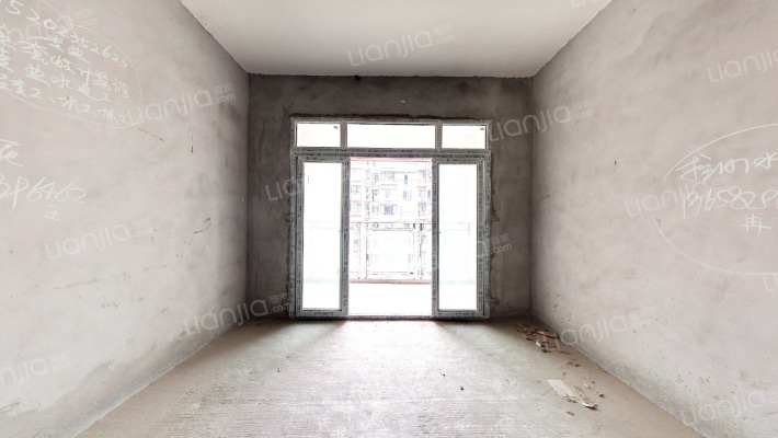 众越山水B区二手房实景图