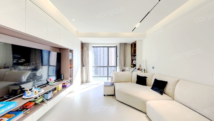 正弘蓝堡湾二手房实景图