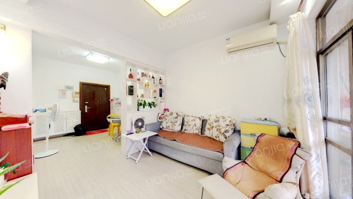 鹅城国际小区二手房实景图