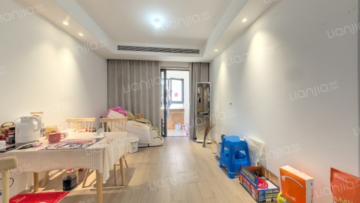 美兰金悦府北区二手房实景图