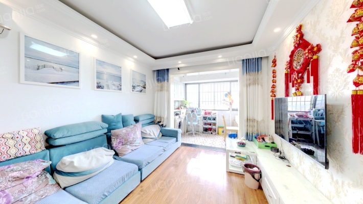 绿地时代名邸一期二手房实景图