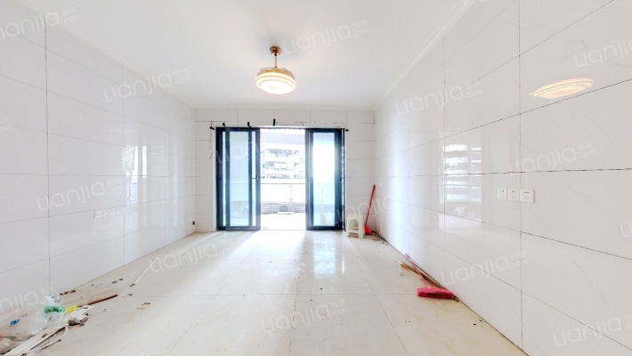 东湖花园九区二手房实景图