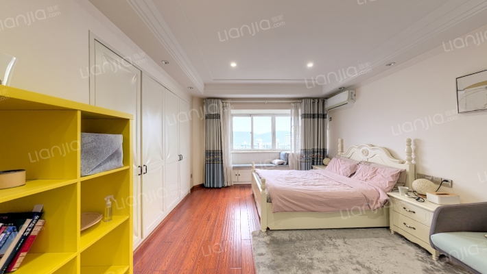 国际花园二手房实景图