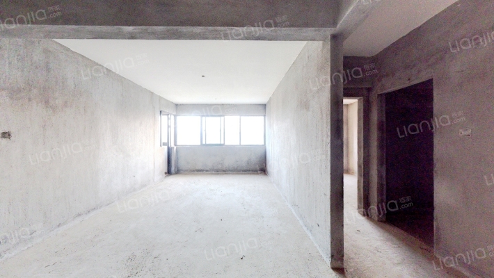 龙江花园二手房实景图