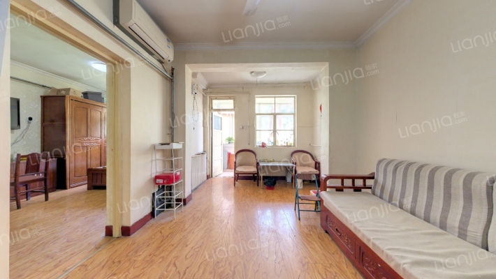 甸柳六区二手房实景图