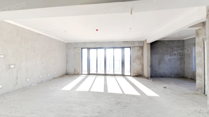 中建龙庭嘉园B区二手房实景图