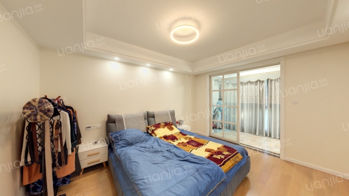 绿城蓝庭西区二手房实景图