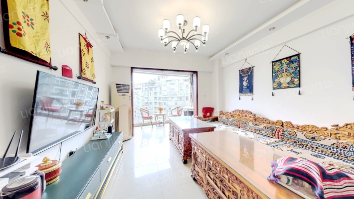 新筑公寓二手房实景图