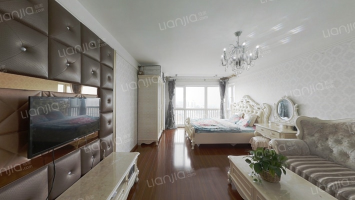 万科蓝山E区二手房实景图