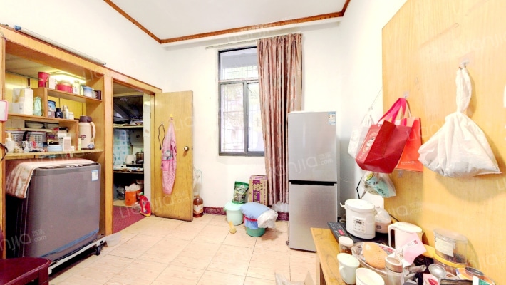 解放大道92号二手房实景图