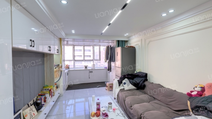 东大小区二手房实景图