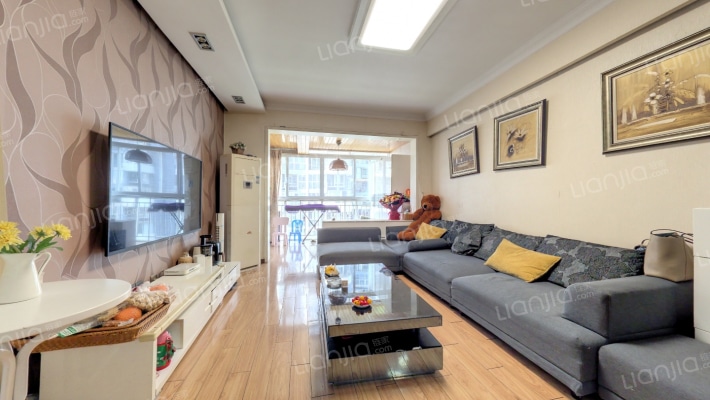 蓝光圣菲TOWN城二手房实景图