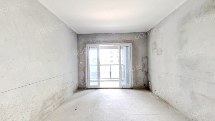 卓越蔚蓝城二手房实景图