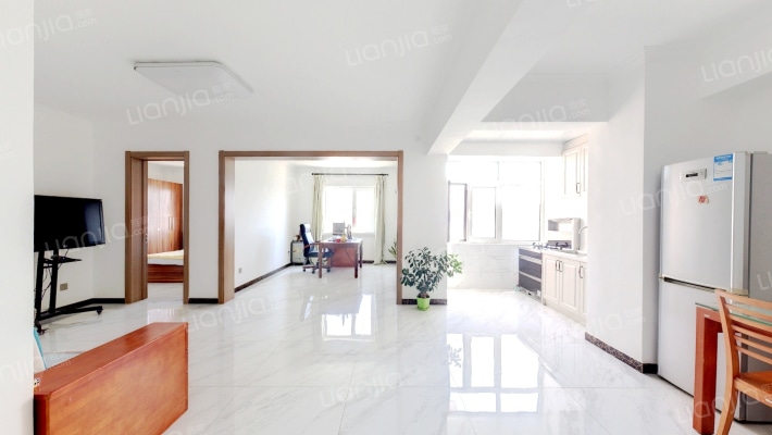 沁园二手房实景图