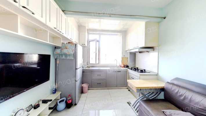 远洋金马杰座二手房实景图