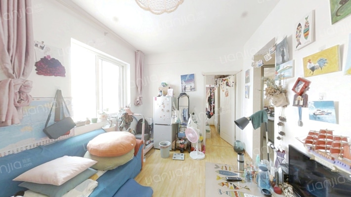 润扬双铁广场二手房实景图