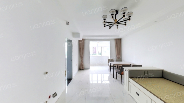 金钱松小区二手房实景图