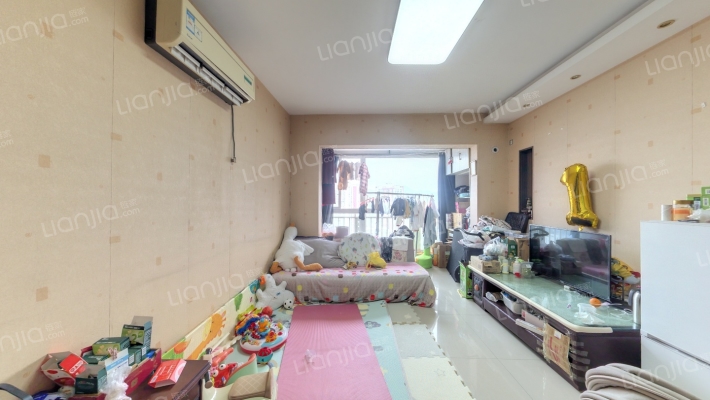 华彩俊豪二手房实景图