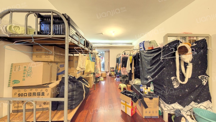 鸿隆世纪广场二手房实景图