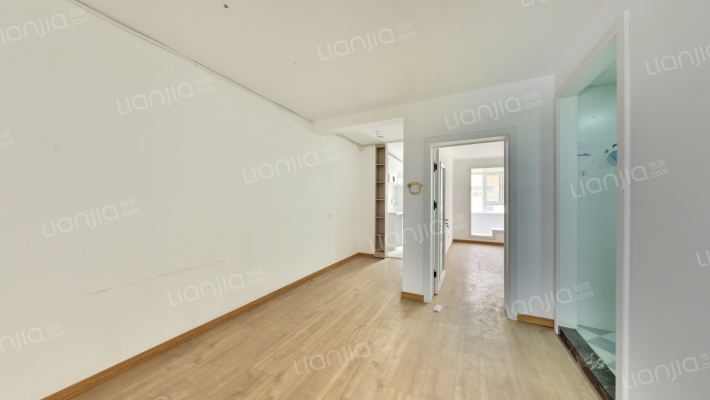 新华路小区二手房实景图