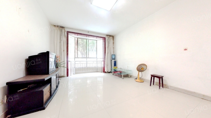 警官公寓二手房实景图