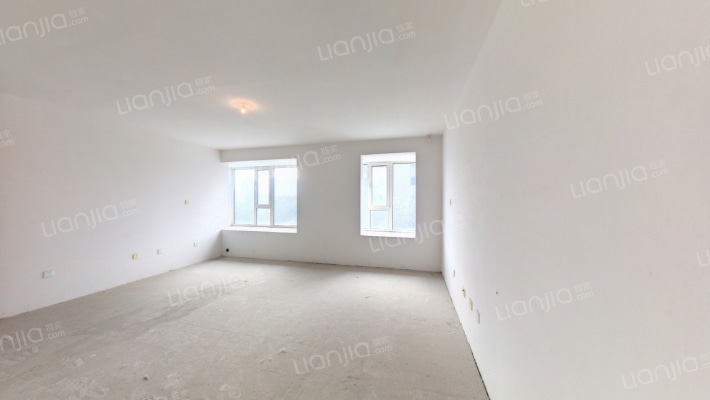 渤龙御湖湾二手房实景图