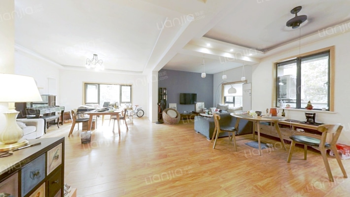 赞成岭上花苑二手房实景图