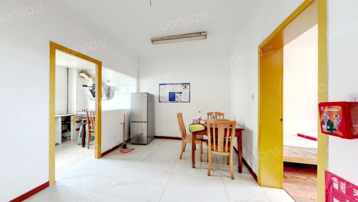 长江花园一区二手房实景图