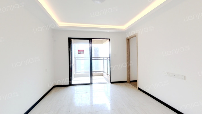 万科中天城市花园二手房实景图