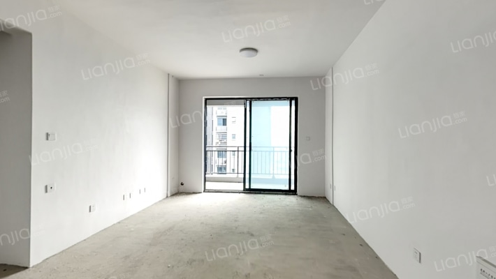 燕兰苑二手房实景图