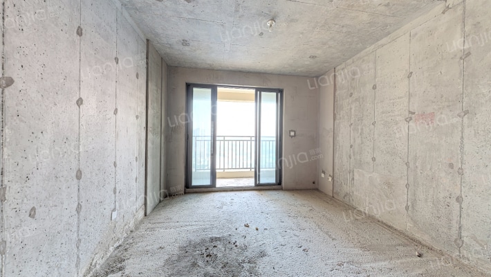 深业堤亚纳湾四期二手房实景图