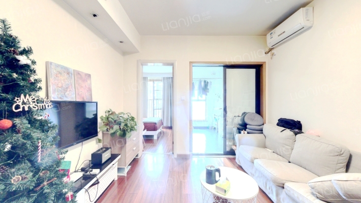 蓝光云鼎二手房实景图