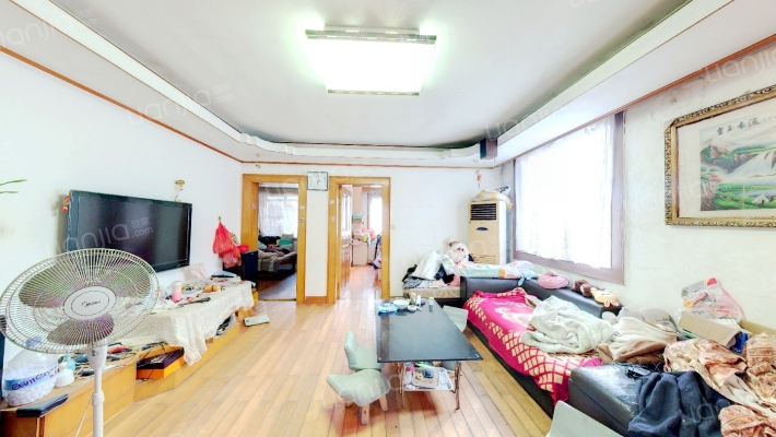 金晖新村二手房实景图