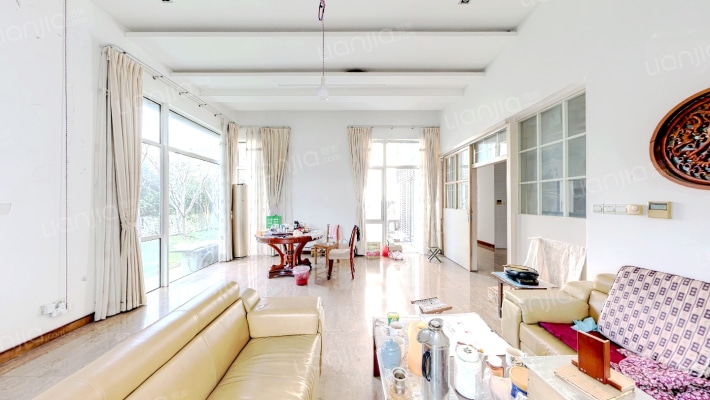 天安别墅二手房实景图