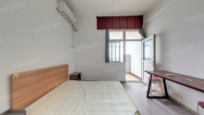 竹山路268号二手房实景图