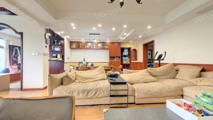 棕榈长滩二手房实景图