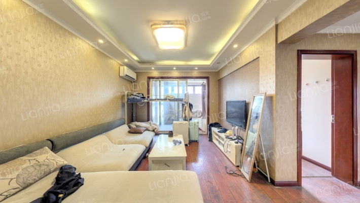蓝光SOFA社区二手房实景图