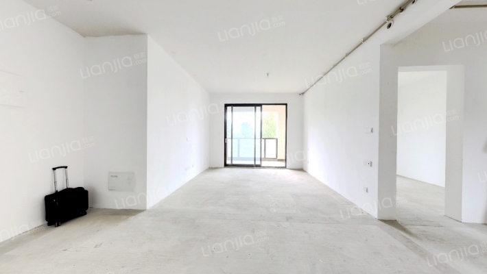 普罗理想国西11苑二手房实景图