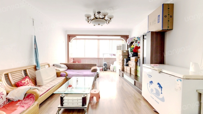 前海花园二手房实景图