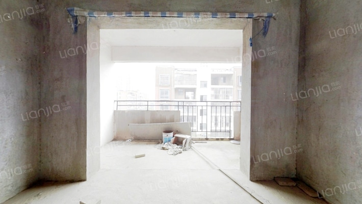 江铃底特律新城二手房实景图