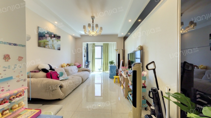 青南美湾二手房实景图