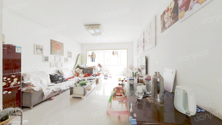 美罗江畔二手房实景图