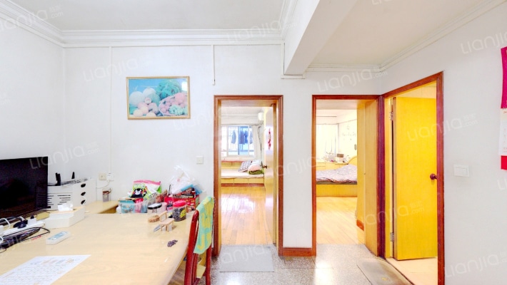 达明新村二手房实景图