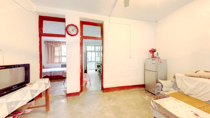 交警队家属楼（东环路）二手房实景图