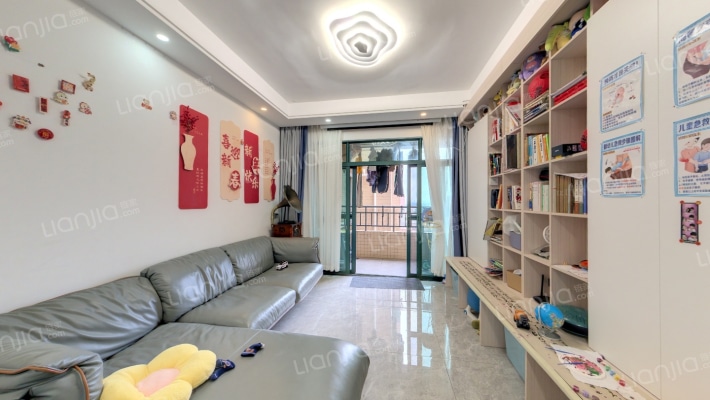 逸湖半岛二手房实景图