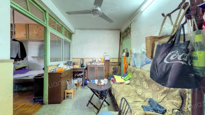 泾东小区二手房实景图