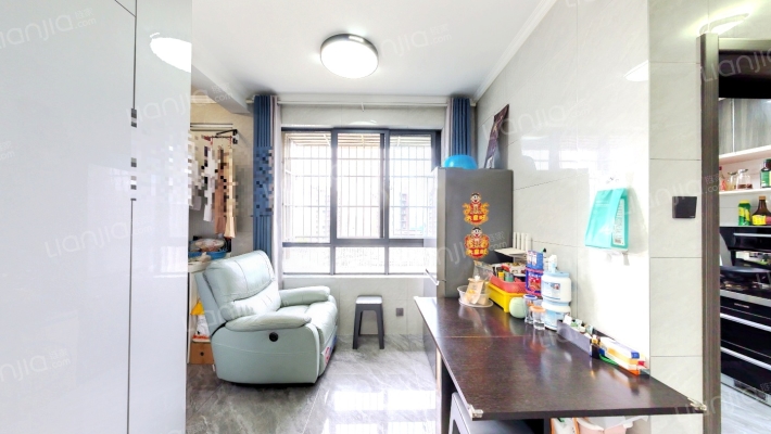 星海龙御湾二手房实景图